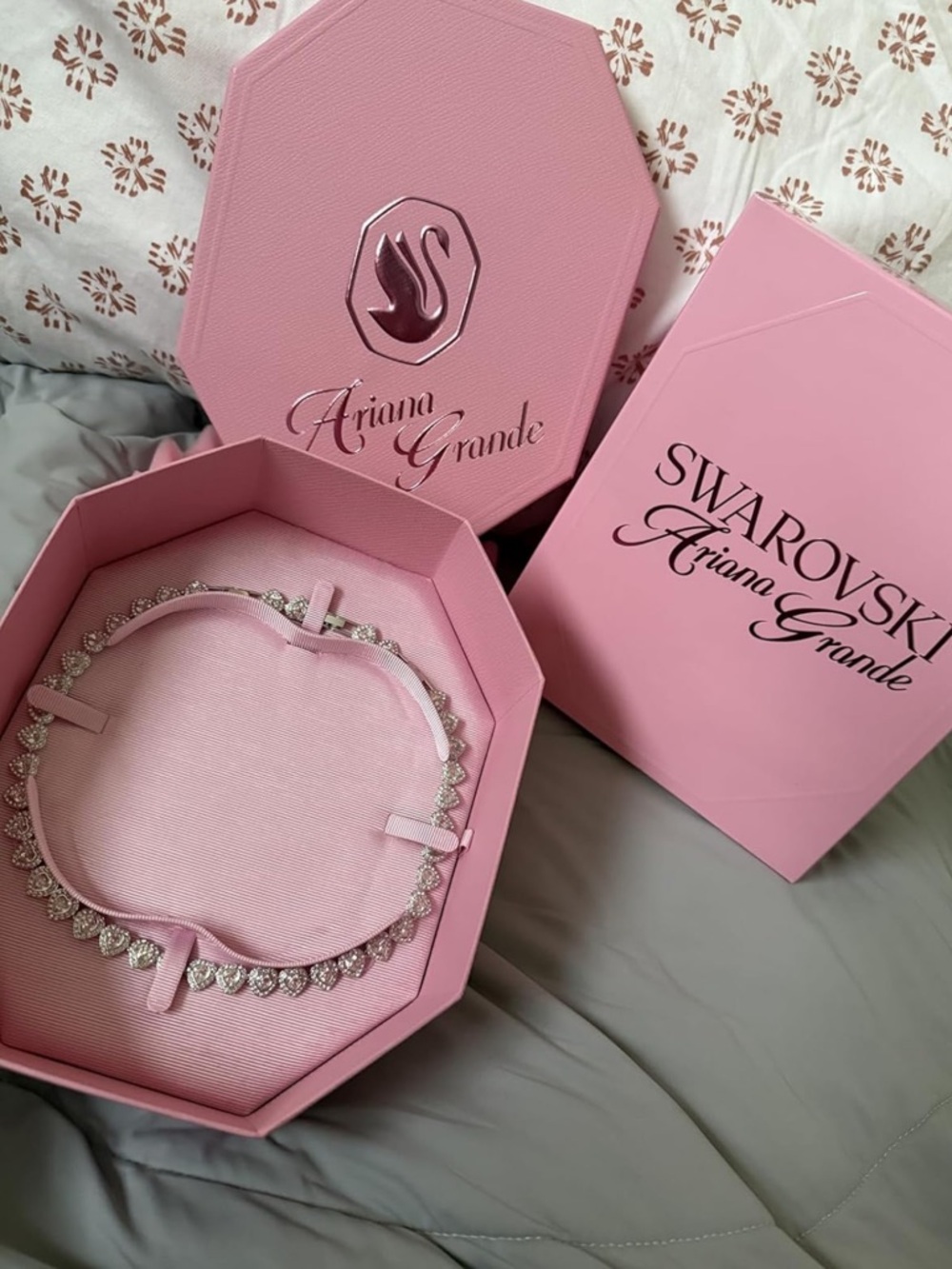 NWT Swarovski Ariana Grande Collection, Clear Crystal All Around Heart Necklace - Picture 9 of 9